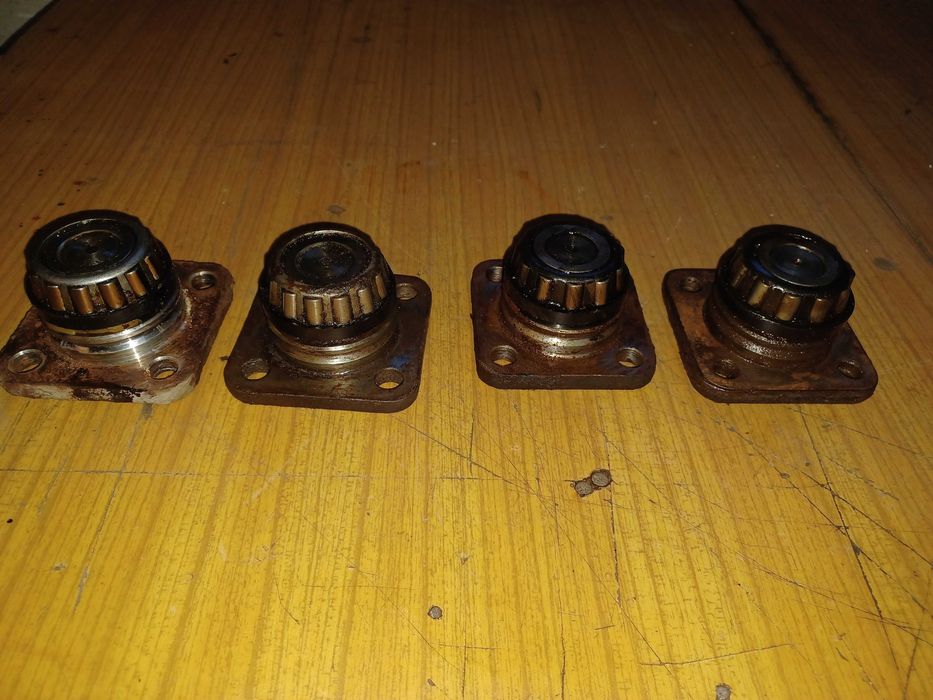 Nissan Patrol Y60 Y61 łożysko zwrotnicy kamień