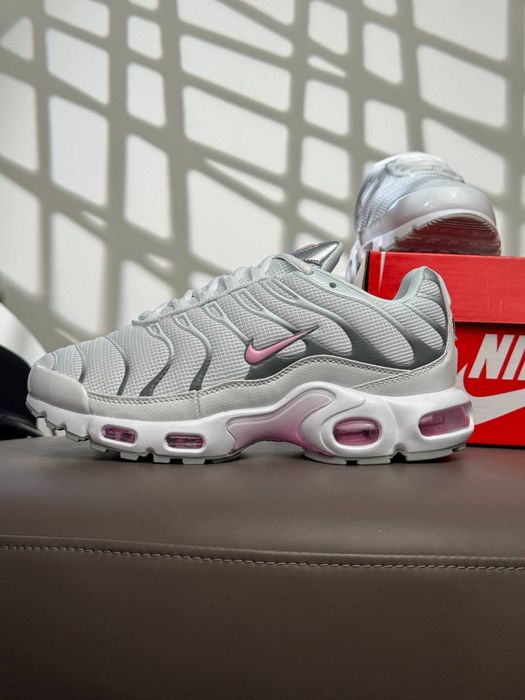 Кросівки Кроссовки Nike Air Max Plus White Metallic Pink Белый Розовый Білий Рожевий Кросовки демісезон