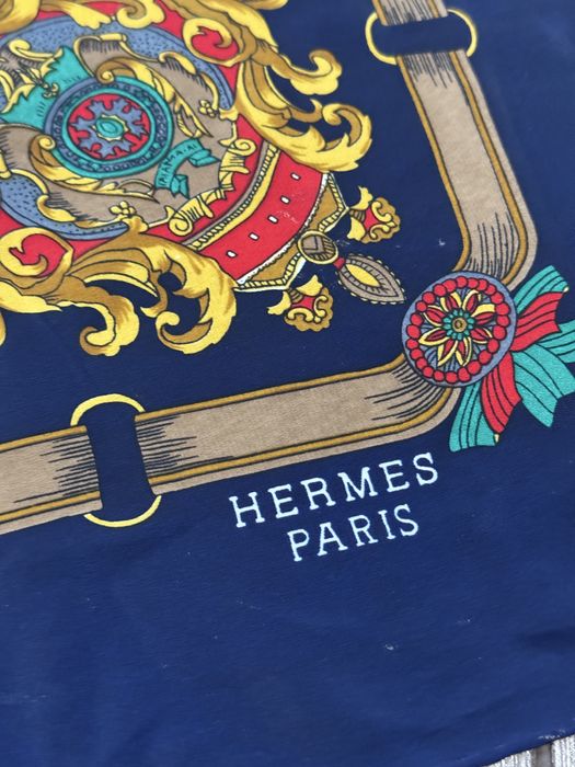 Гарна  вінтажна шовкова  хустка від Hermès