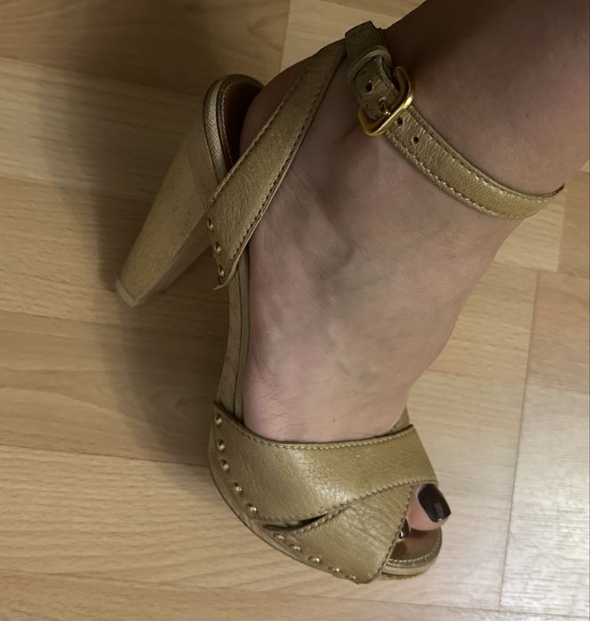 Шкіряні Босоніжки Prada