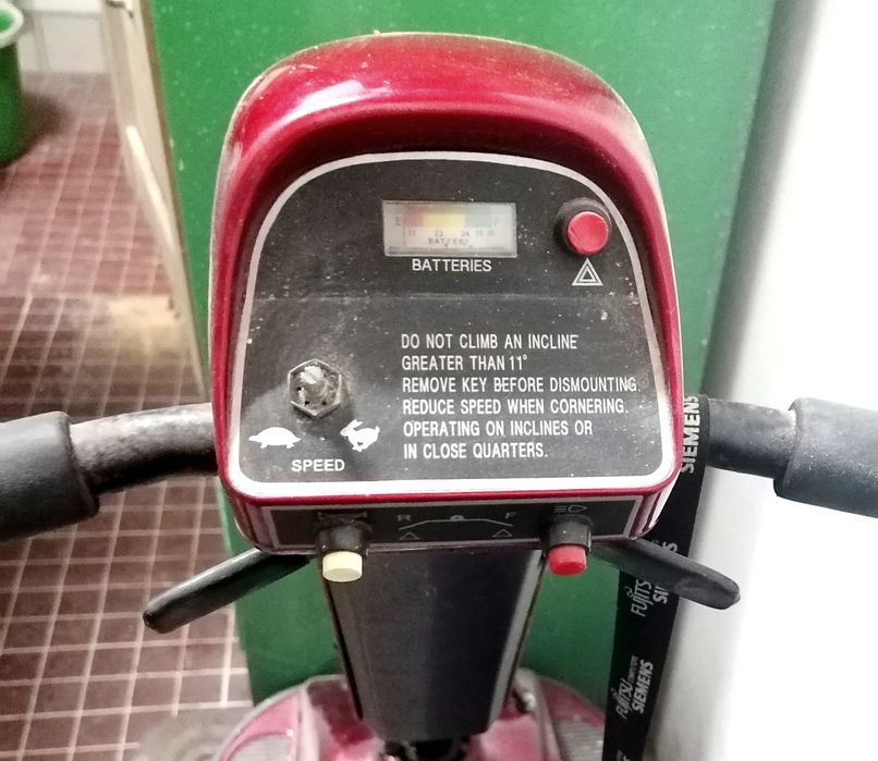 Scooter de mobilidade reduzida