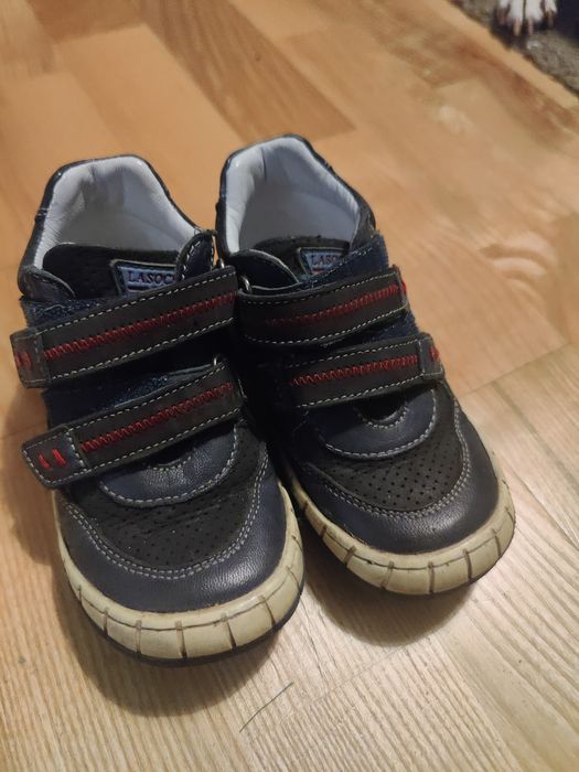 Buty wiosenne jesienne Lasocki 24