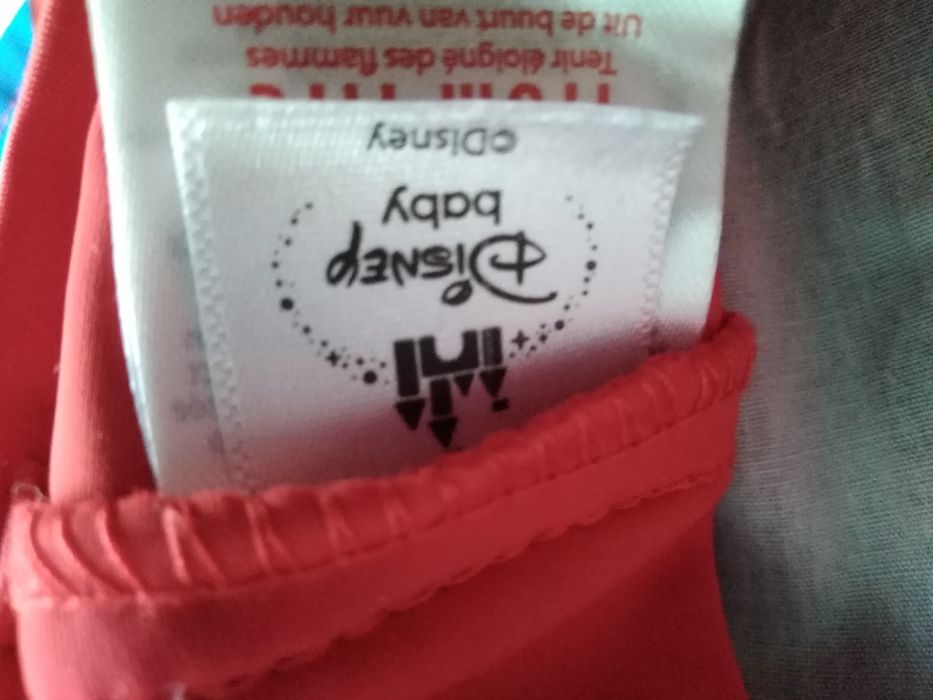 Czapka dziecięca z daszkiem