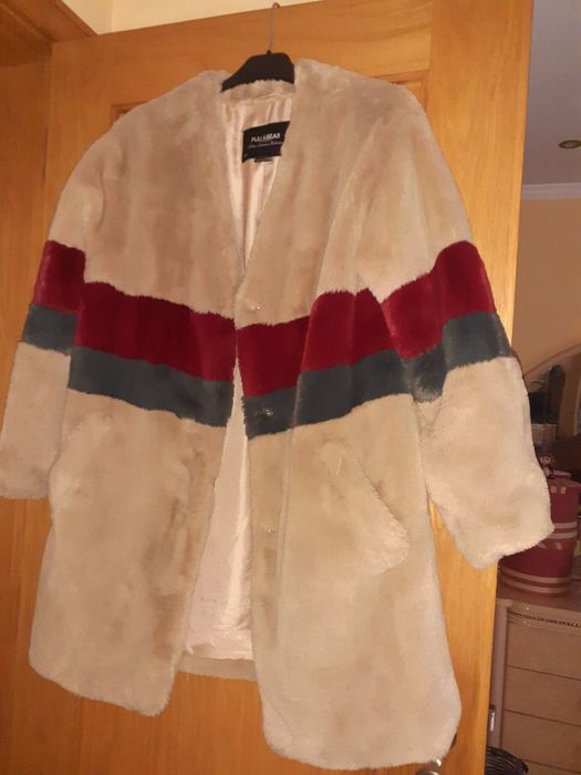 Very warm fur coat, size S, by pull&bear