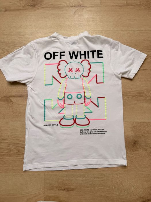 T- shirt , podkoszulek Off White ,biały  z nadrukiem rozmiar M