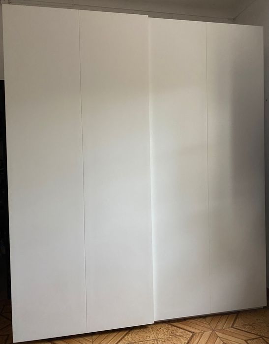 Roupeiro de 2 portas deslizantes