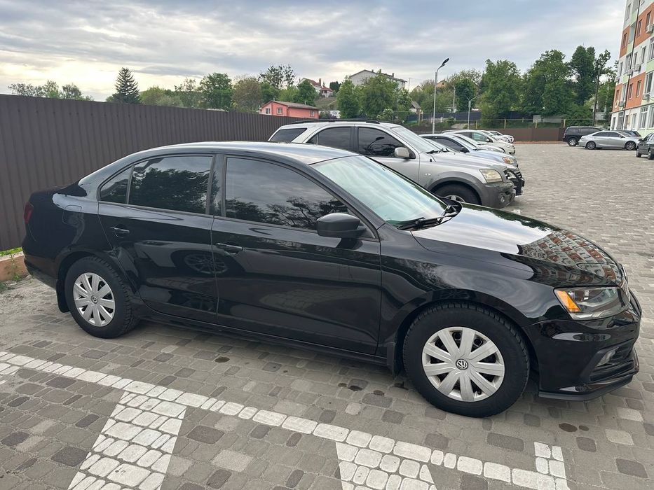 Продаж легкового автомобіля
