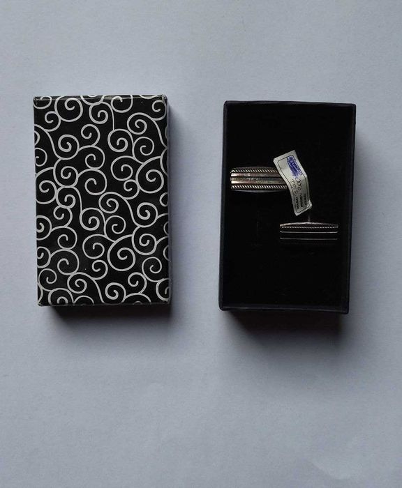 Spinki do mankietów