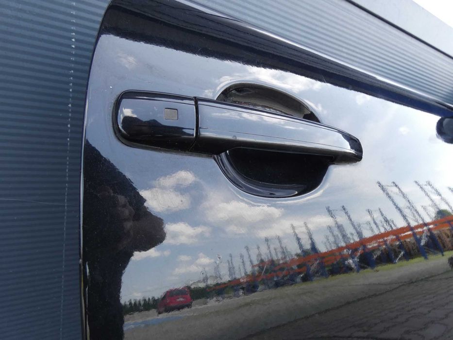 Drzwi prawe Mercedes CLK W208 CZERNE AB31 GORLICE
