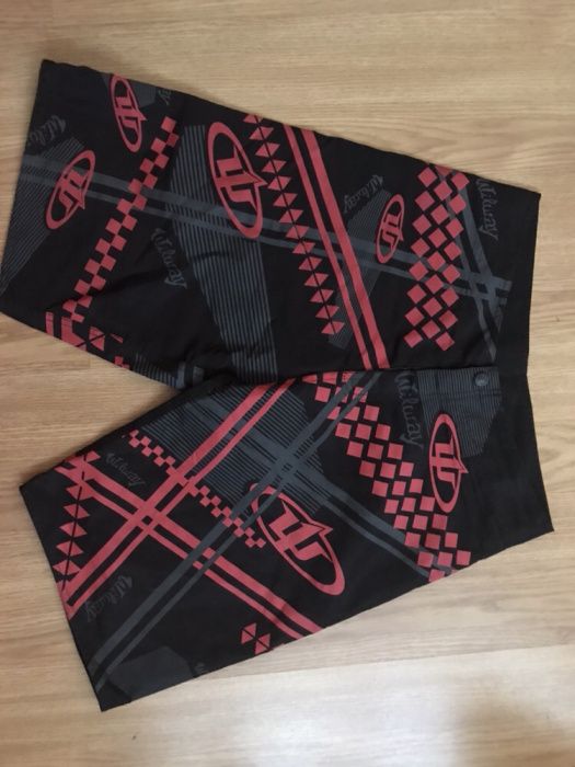 Calção de Praia e Surf