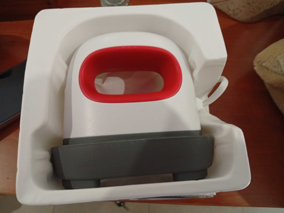 Compact heat press467483979427368960