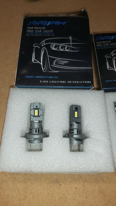 2 Lampadas LED automovel ou moto
