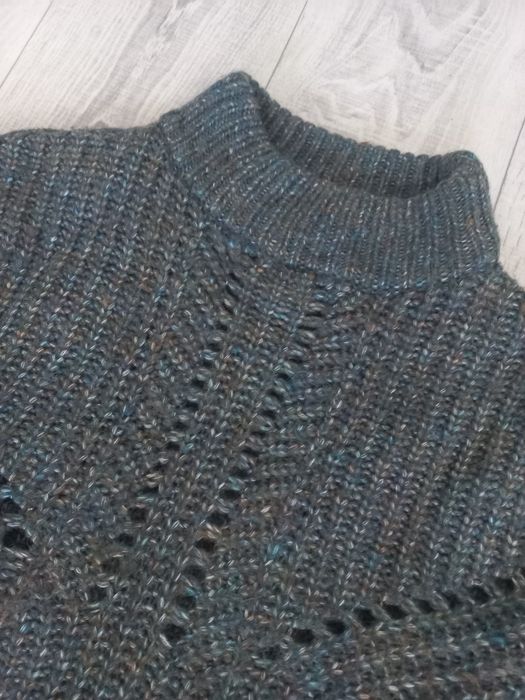 Piękny gruby sweter kolorowy rozmiar XL