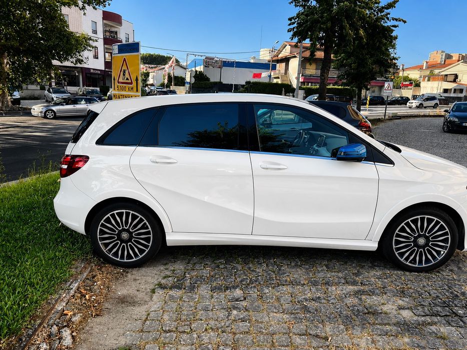 Mercedes Benz Electric Classe B | Espetacular para deslocações citadinas