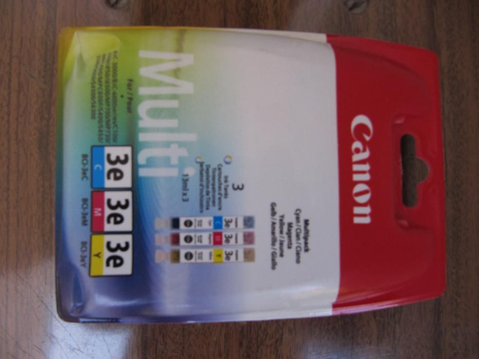Pack of New Canon 3E Color Ink Cartridges, Sealed in Original Box64729883222019122