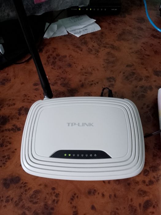 Роутер TP-Link (. TL-WR740 N) ( неробочий, під ремонт