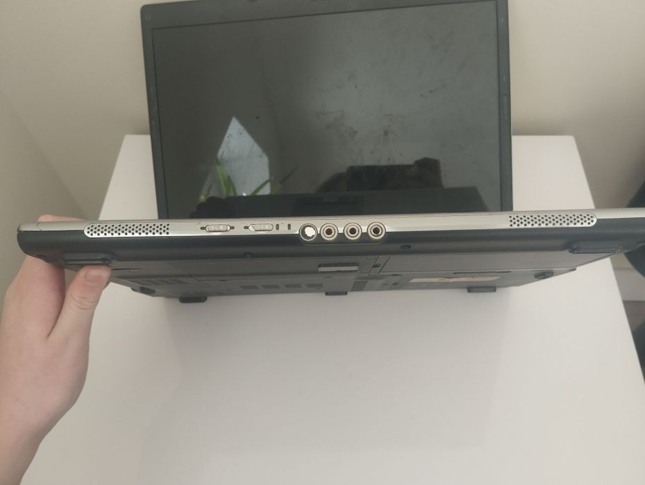 Продам ноутбук Acer на запчастини