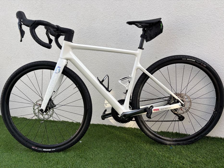 Bicicleta estrada scott