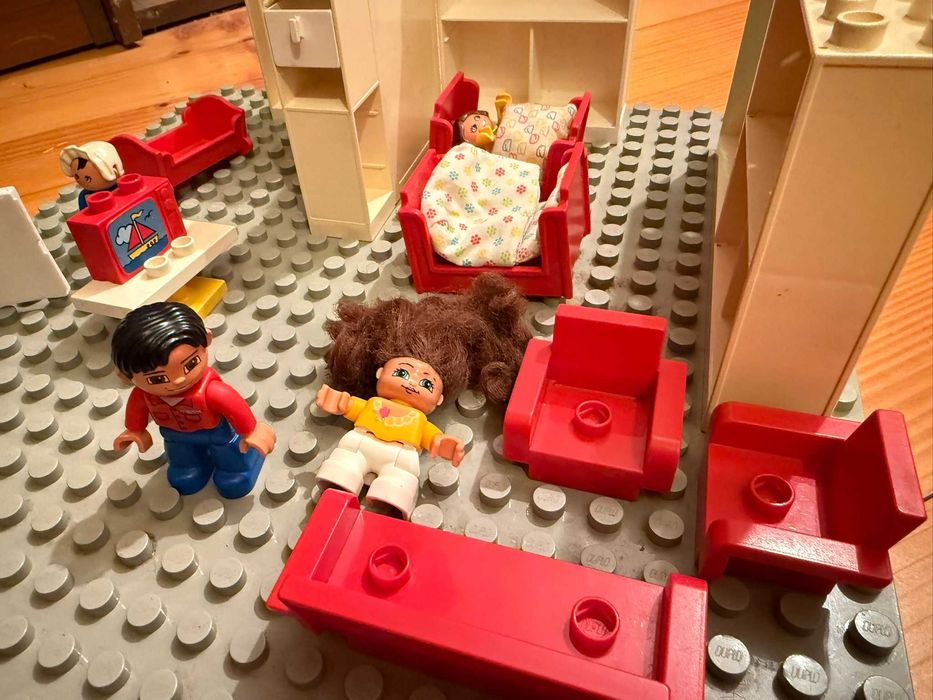 Ляльковий будинок lego duplo
