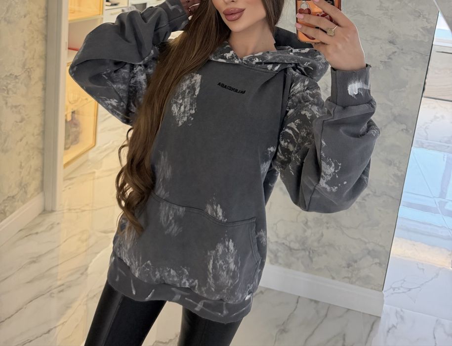 Серое худи Balenciaga
