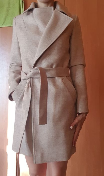 Пальто жіноче демісезонне