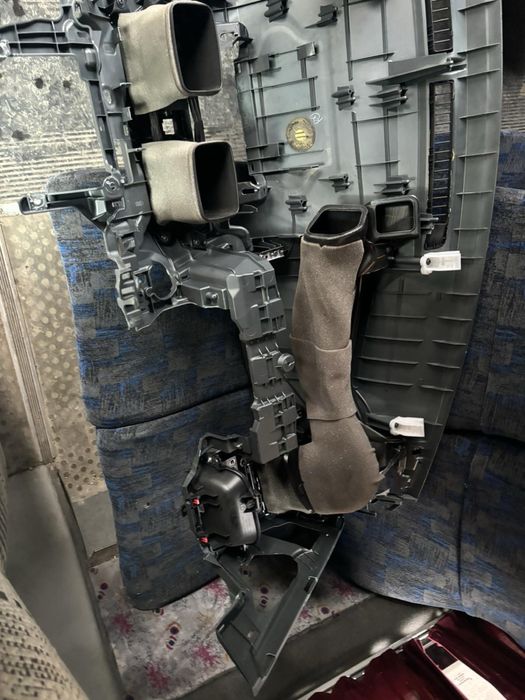 Торпеда Тойота Рав 4