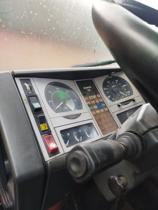 Продам автомобіль ман 8/163