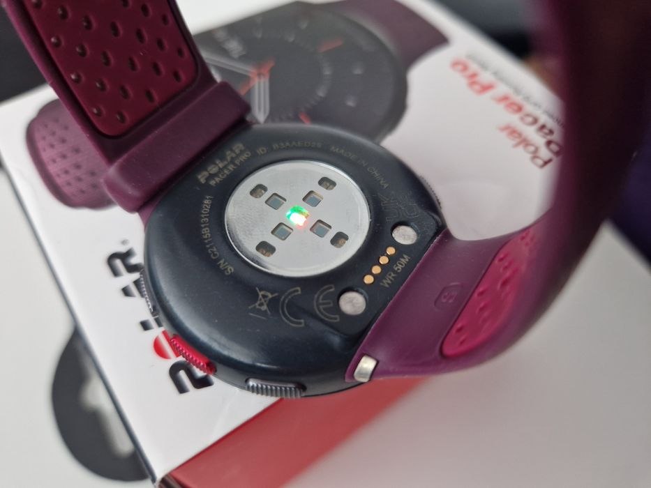 Polar Pacer Pro + 3x pasek 20mm