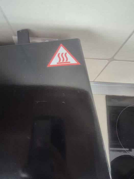 Mikrofalówka Amica AMGF23E1GB