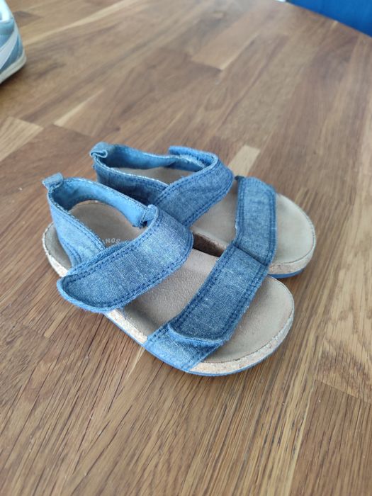 Дитячі босоніжки H&M, розмір 20-21, устілка 13 см