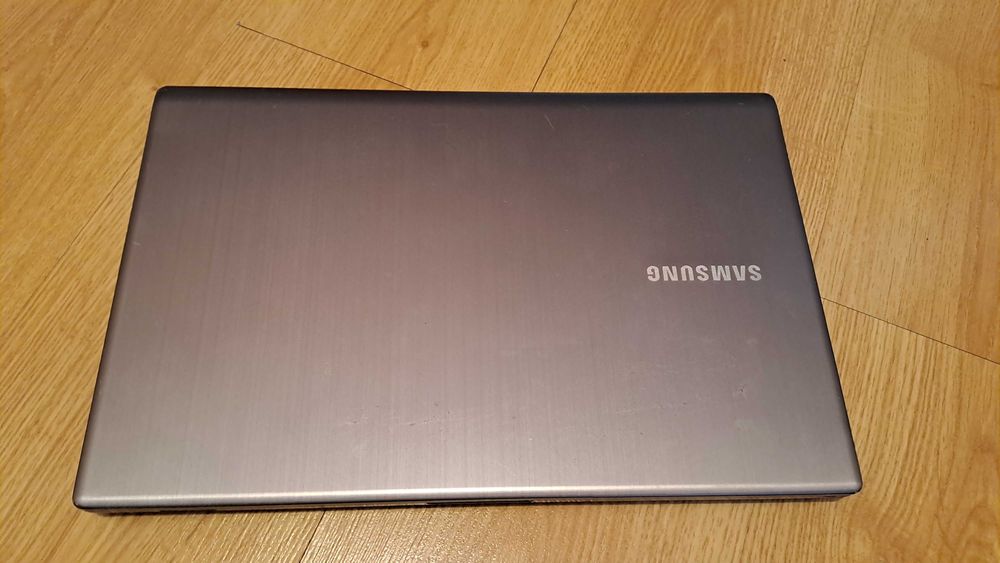 LAPTOP SAMSUNG 700Z 5A 15,6"Bez zasilacza.