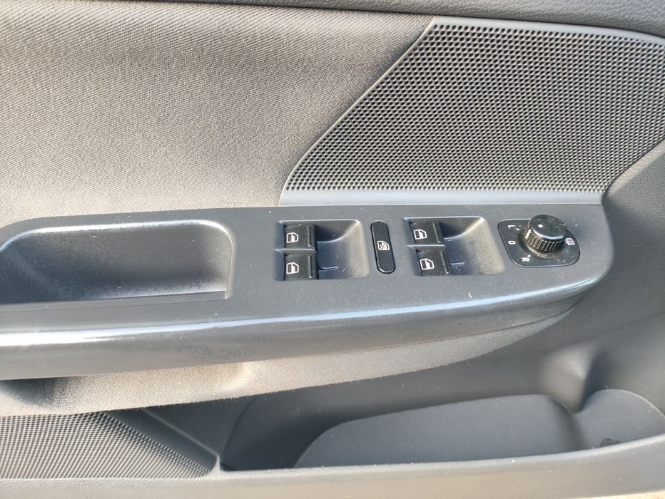 Volkswagen Golf Variant 2008р.1.6