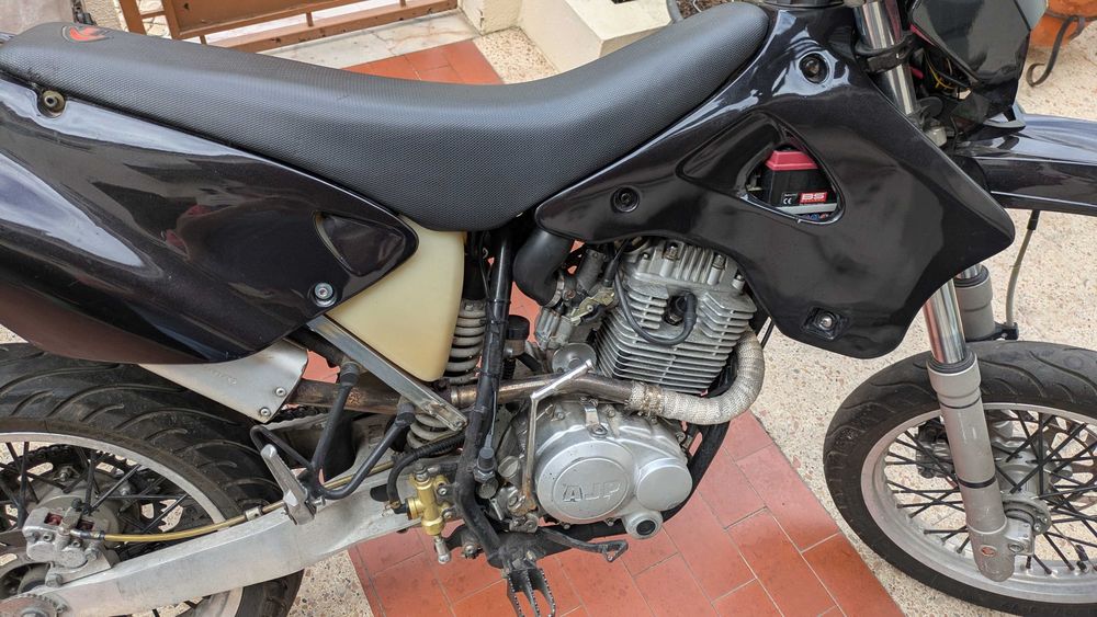 Supermoto AJP pr4 200cc 2006 Carta A2