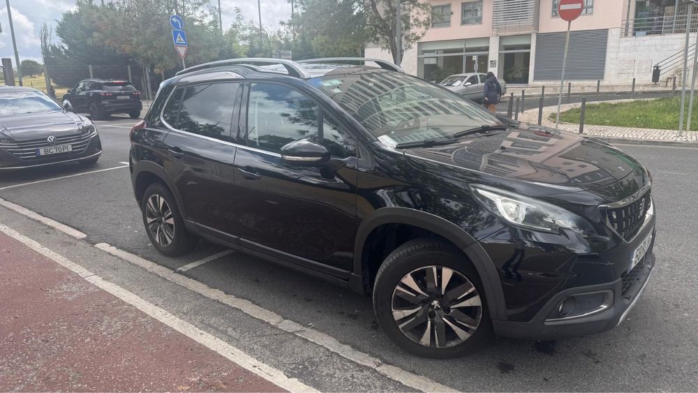 Peugeot 2008 1.2 Puretech Allure