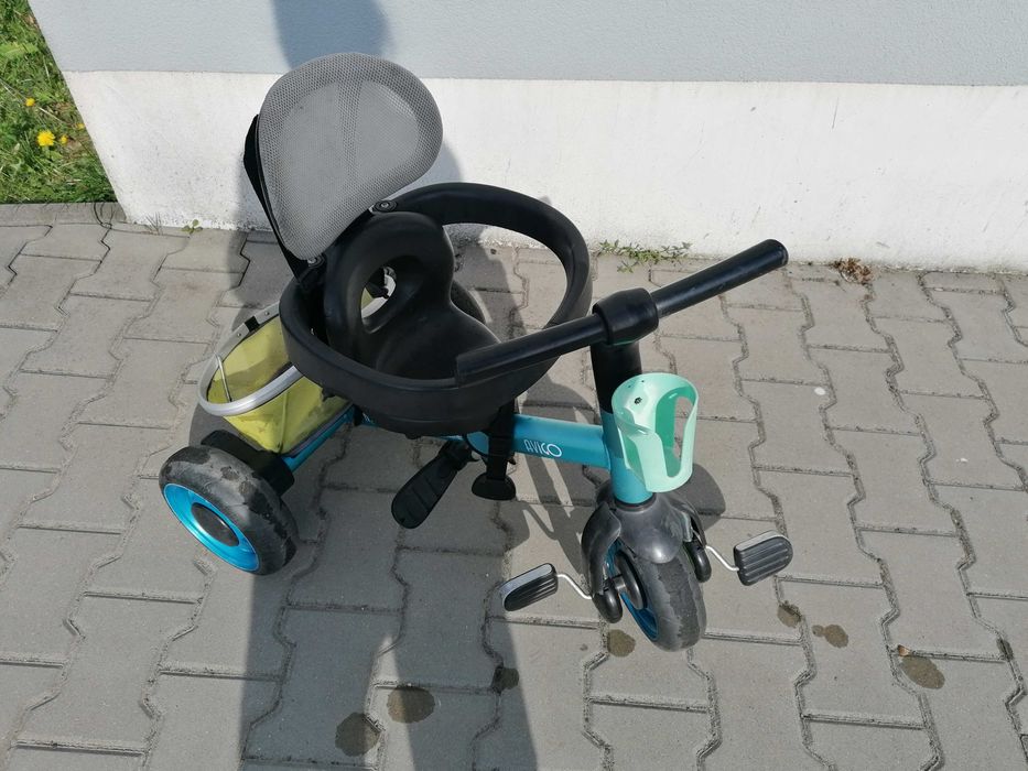 Avigo turkusowy rowerek trójkołowy