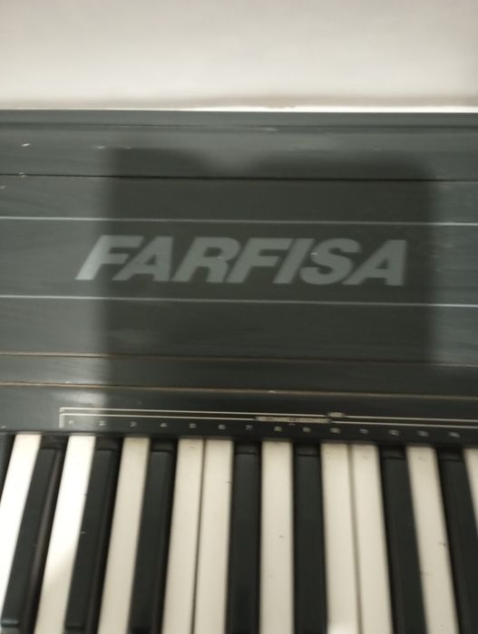 Фортепіано Ямаха фарвіза