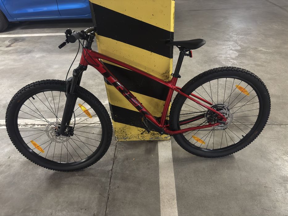 Trek Marlin M 5 Gen 3 2026 29"  Fury Red