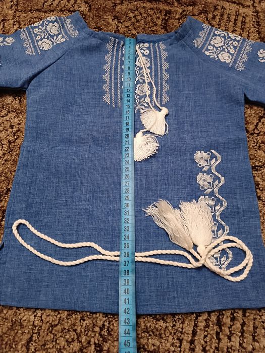 Дитяча вишиванка для дівчинки