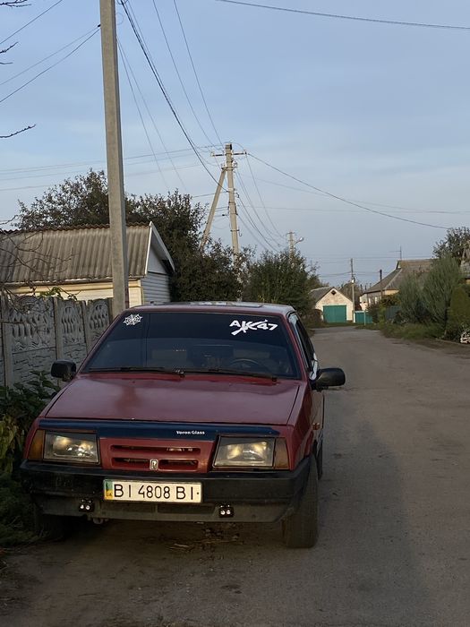 Продам машину ваз 2109