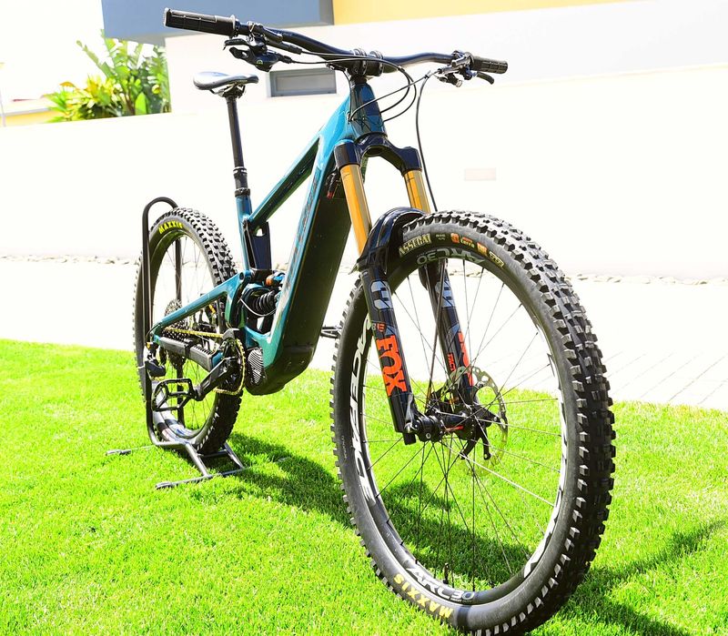 Santa Cruz Bullit GX 2024