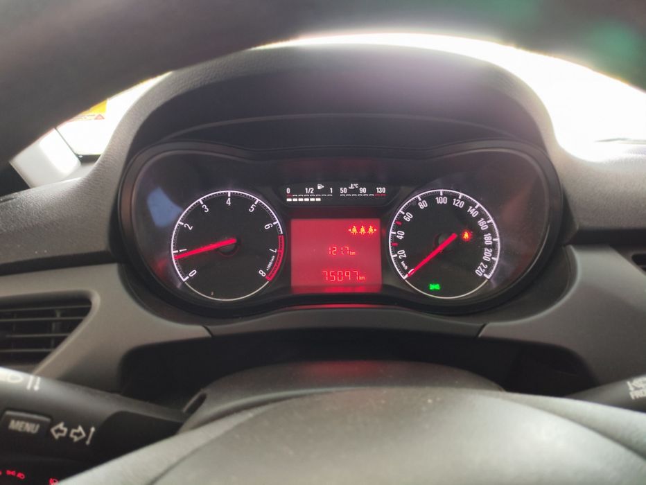 Opel Corsa E 1,4 90 KM 2015- Salon Polska