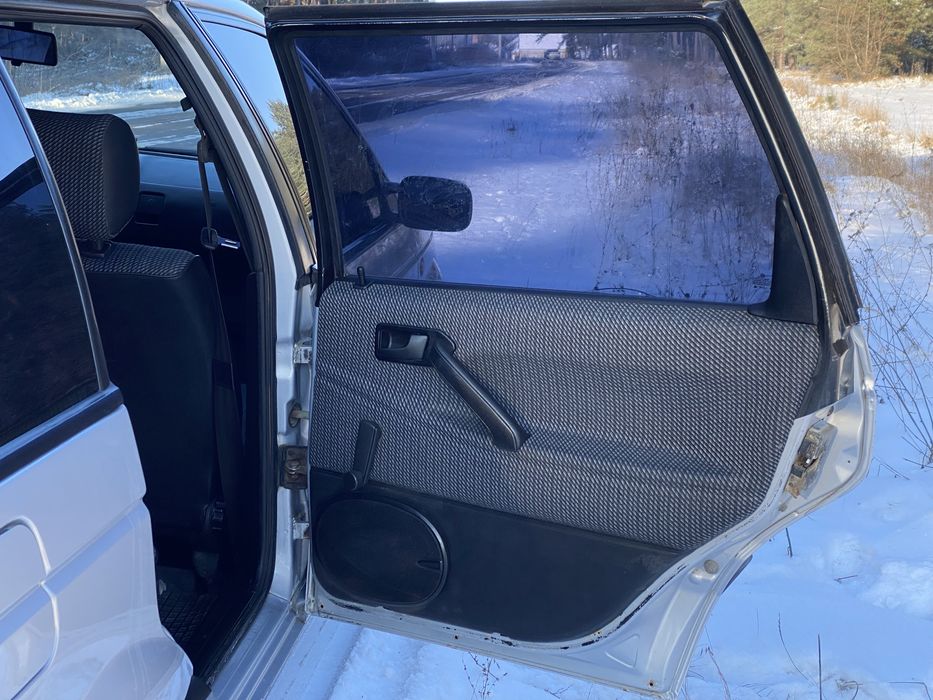 Volkswagen Passat B3 original універсал рідна фарба фольксваген пассат