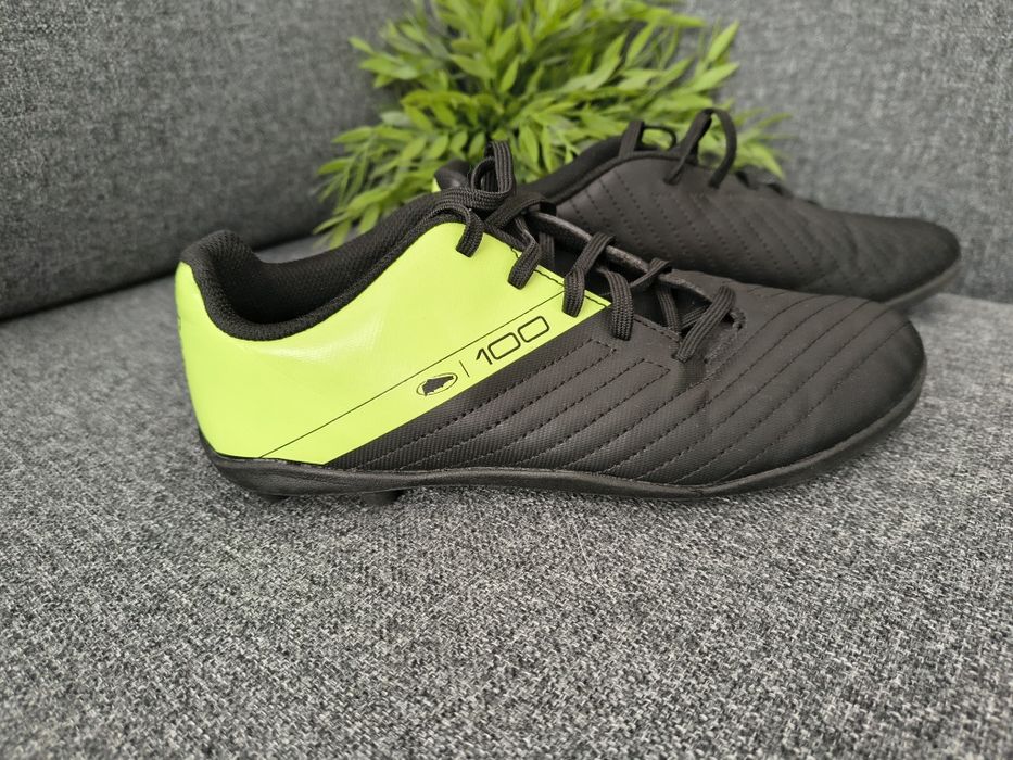 Kipsta buty korki r.38