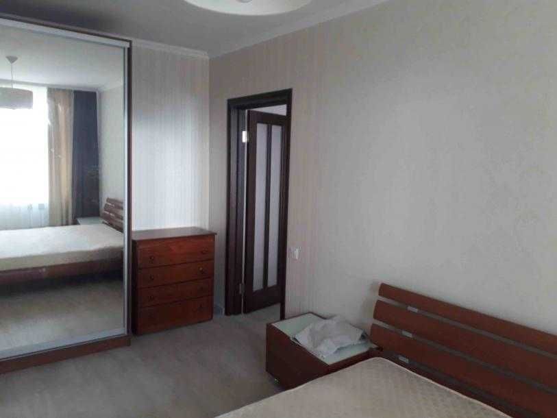 Продам 2к квартиру Новые Дома Метро Дворец спорта. 4й\9ти