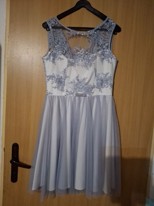 Sukienka koronkowa roz l