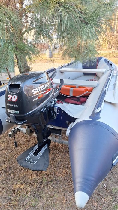 Ponton Nord Boat 330 z silnikiem Suzuki 20KM.