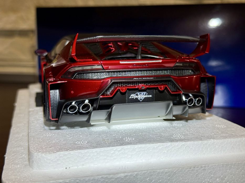 Model Lamborghini Huracan GT LB-SILHOUETTE WORKS 1:18 AUTOart
