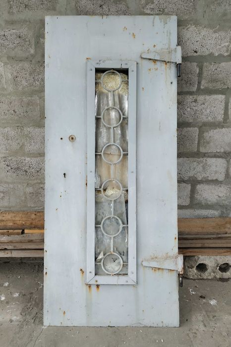 Двери металлические входные