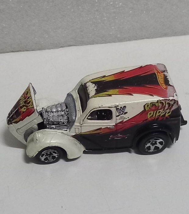 Ford anglia hot wheels