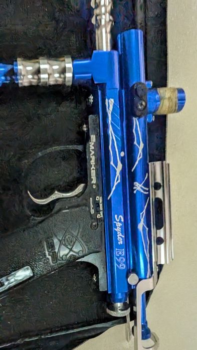 Arma de paintball Spyder E99